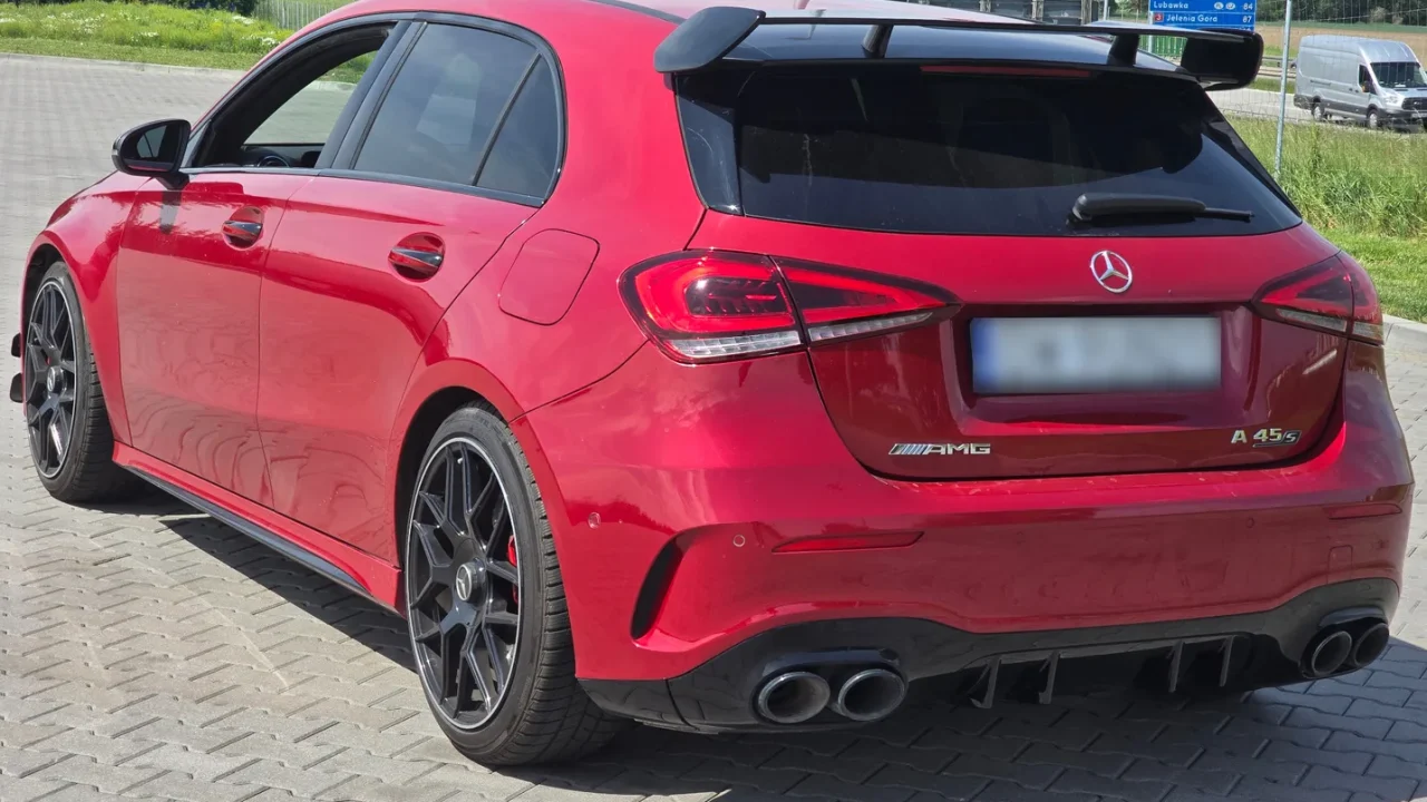 Mercedes-A45s-AMG-an-1_resize.webp